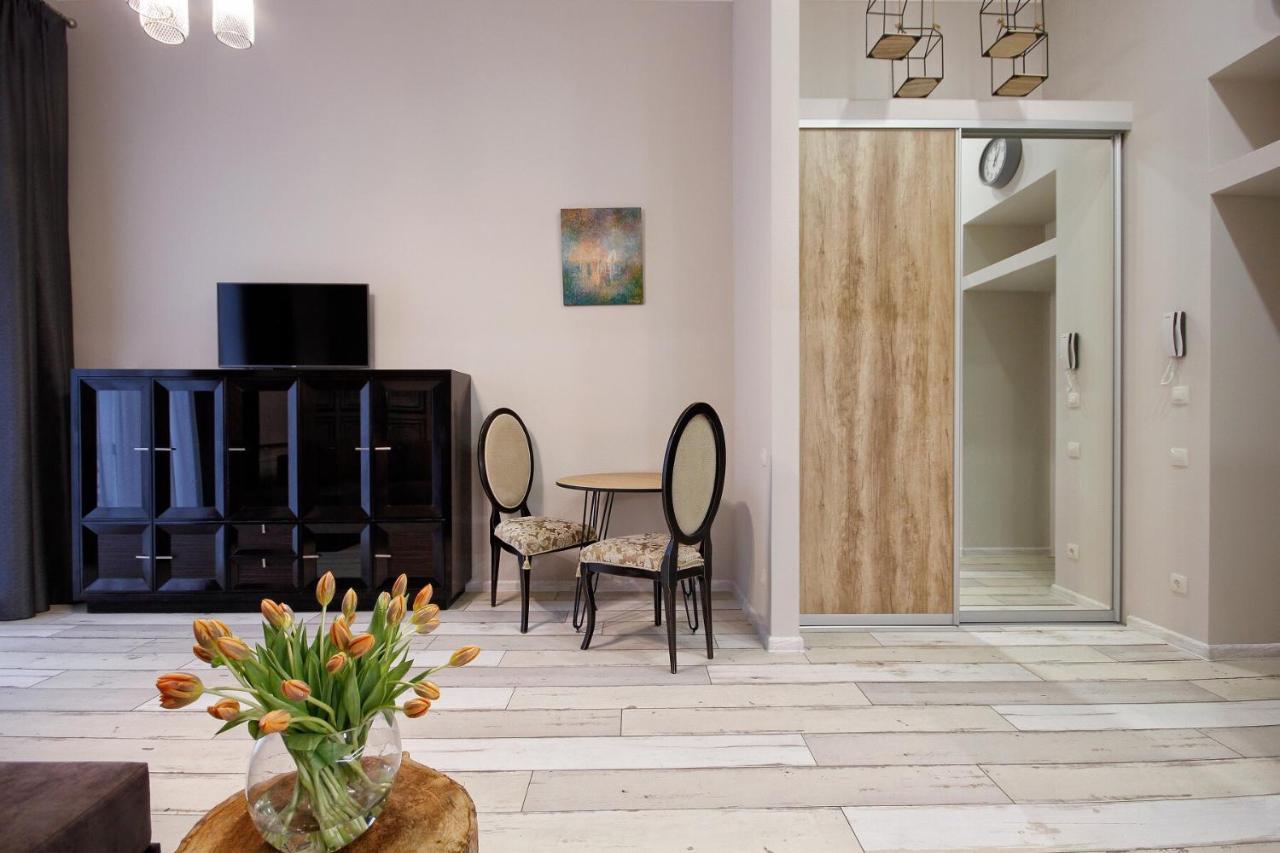 D5 Apartments Odesa Exterior photo